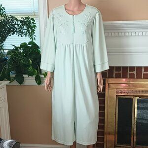 Miss Elaine Embroidered Zip-Front Robe L Women's Pale Green 3/4 Sleeve Pockets
